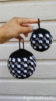 Buffalo Plaid Bauble Ornament