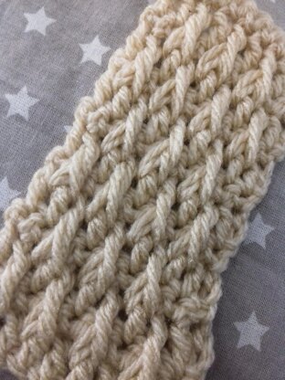 Alpine Crochet Baby Headband Pattern.