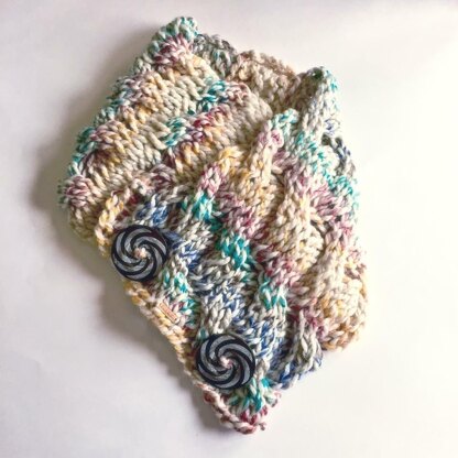 Waves of Cables Button Cowl