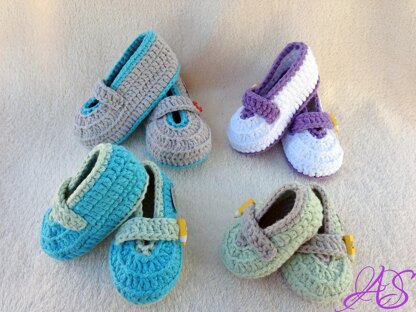 Baby Shoes - 4 Sizes Inside