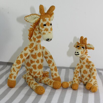 Cute Mother and Baby Giraffe Toys