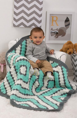 Baby Diamonds Blanket in Red Heart Classic Solids - LW4312 - Downloadable PDF