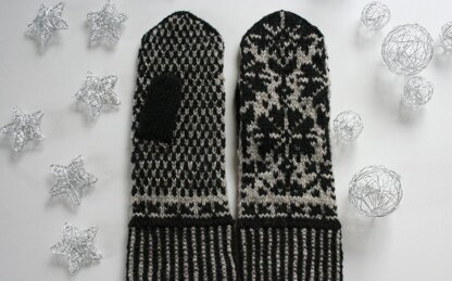 Thekla mittens