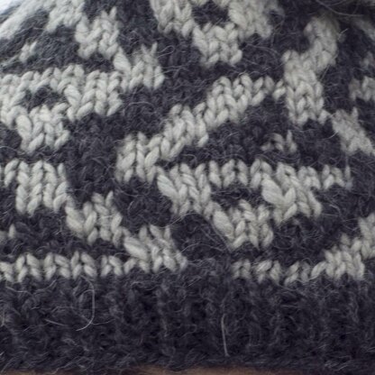 Yang and Yin Hat in Cascade Baby Llama Chunky - C337 - Downloadable PDF