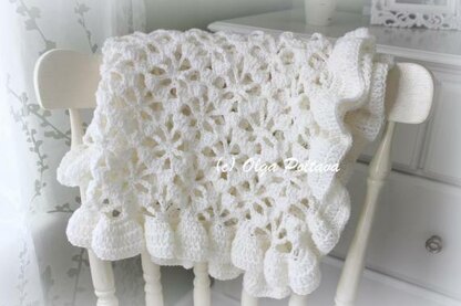 White Spider Lace Baby Blanket With Ruffled Trim