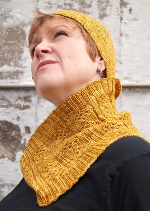 Apiary Cowl