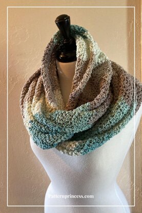 Easy Crochet Snood Infinity Scarf