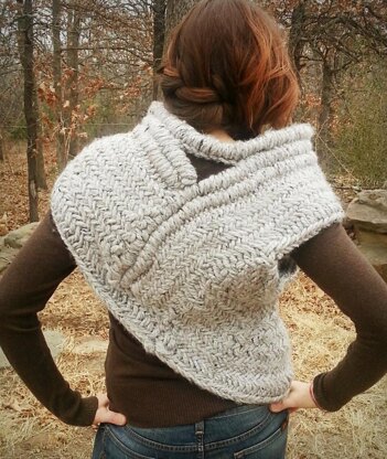 Katniss Cowl with Vest