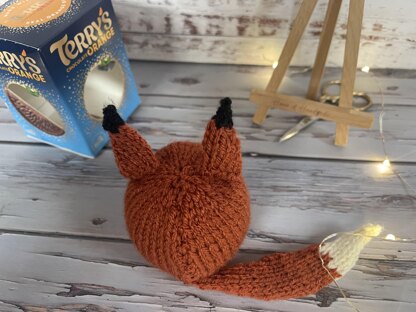 Fox Chocolate Orange Cover Knitting Pattern