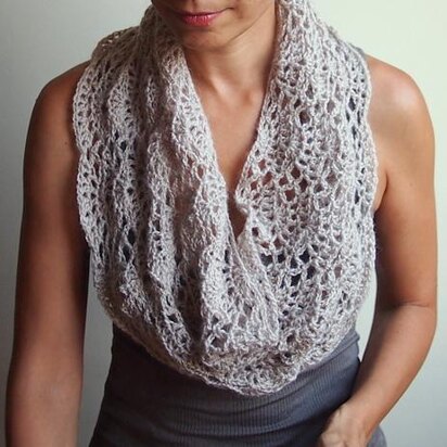 Infinity loop lace shell circle scarf