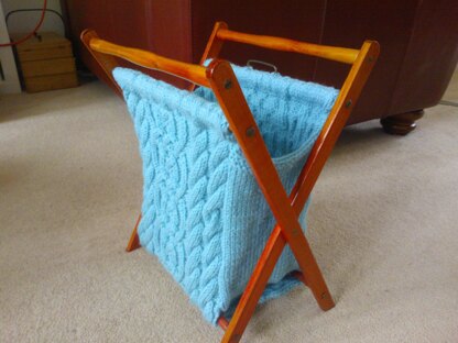 Knitted folding craft/knitting storage bag/basket Knitting pattern by Sarah  Dennis