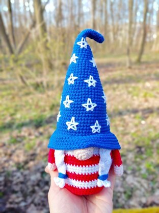 Patriotic gnome USA (girl)