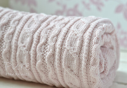 4ply cabled baby blanket - Ellis