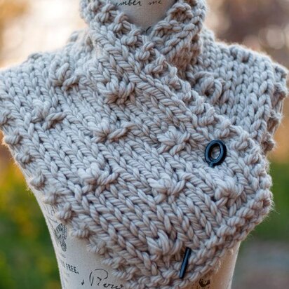 Snood Knitting Patterns | LoveCrafts