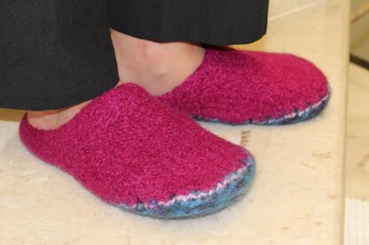 Monroe's Slippers - Felted Seamless Mules