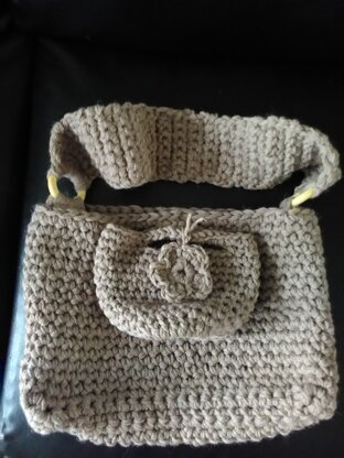 Crochet wool handbag
