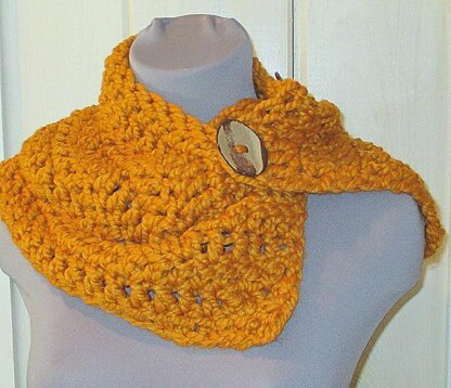 2 & 3 Button Chunky Cowl Scarf