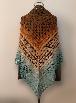 Triangular Scarf "Charila"