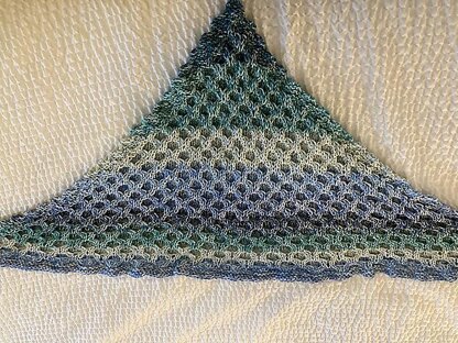 Dandan cable shawl