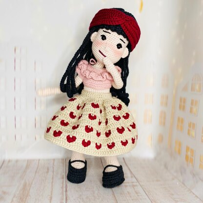 Crochet doll pattern amigurumi, Crochet doll with clothes pattern