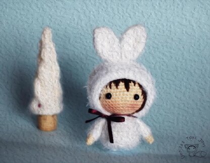 Crochet White Bunny Doll. Tanoshi series toy.