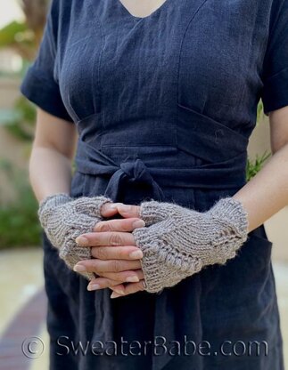 #317 Sylvie Fingerless Gloves