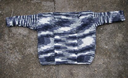 Oversized jumper with modesty vent for nursing baby