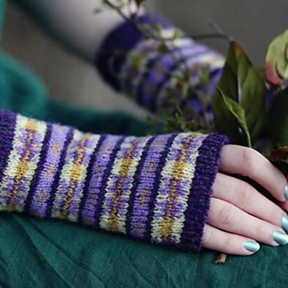 Flora Mitts