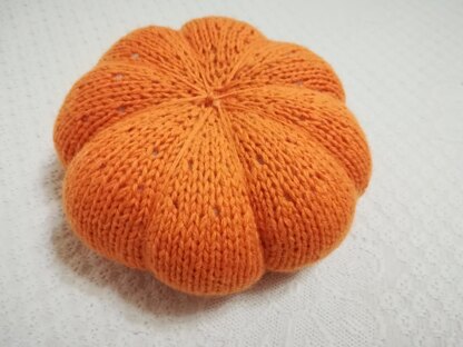 Pumpkin Hat Knitting Pattern 7.87" Tall for Halloween Gift