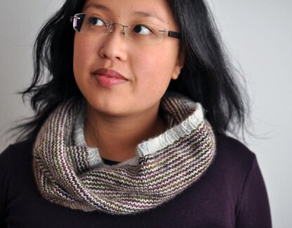 Easy Striped Cowl