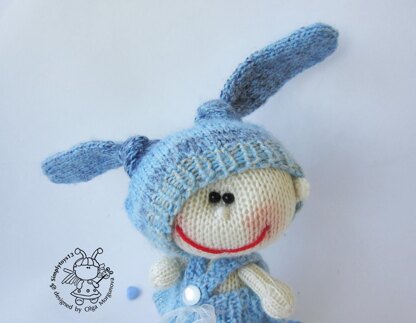Pebble doll blue Bunny
