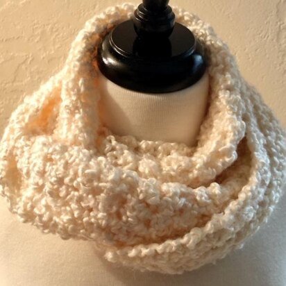 Snowy White Infinity Cowl Crochet Pattern