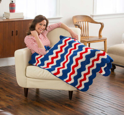 America's Ripple Throw in Red Heart Super Saver Economy Solids - LW4627 - Downloadable PDF