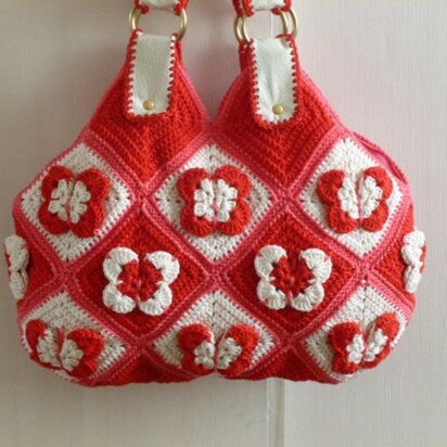 Crocheted Handbag BARBOLETTA