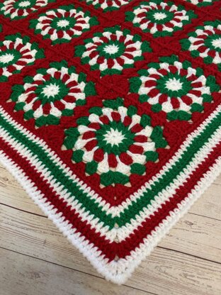 Candy Cane Swirl Blanket