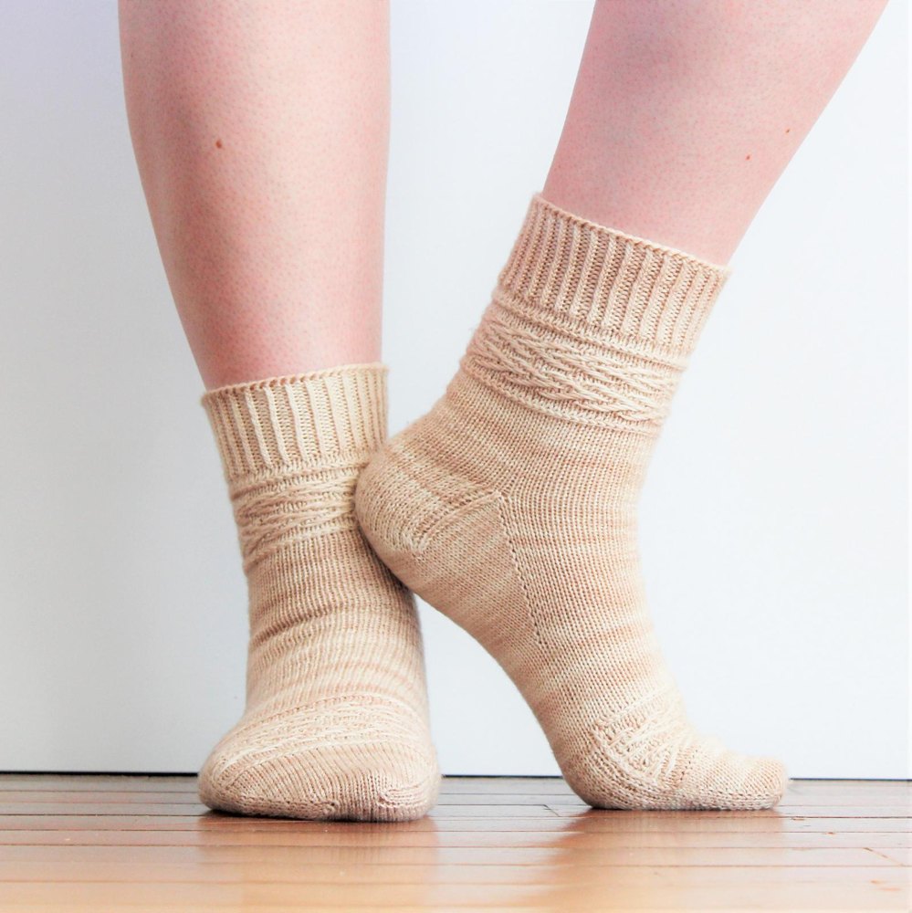 Носки Sweet Socks s768. Хлопковые носки ручной вязки. Носки Sweet Socks джип. Этикетка Knit Socks.