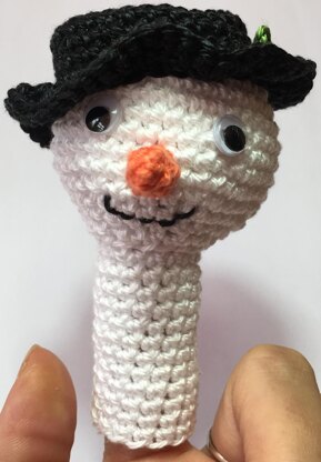 Snowman Finger Puppet