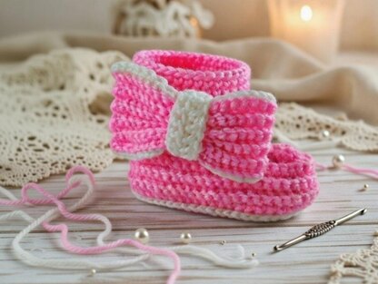 Crochet Baby Booties Pattern | Easy Converse Style Shoes PDF + Video Tutorial | Handmade Newborn Gift