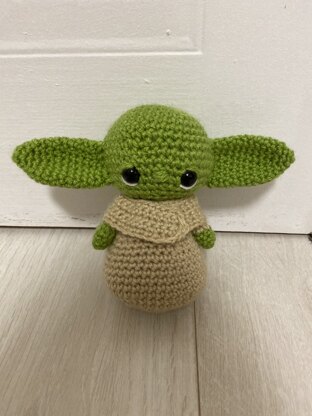 Free Baby Yoda Inspired Fan Art Pattern