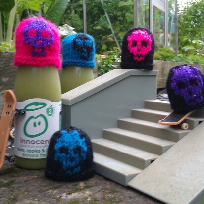 Innocent Smoothie Big Knit Skater Skull Hats