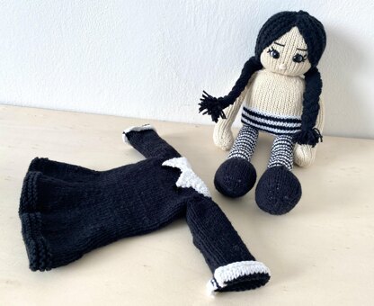 Doll Wednesday, knitting pattern