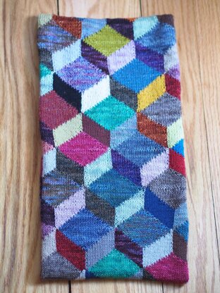 Tumbling Blocks Cowl (TBC)