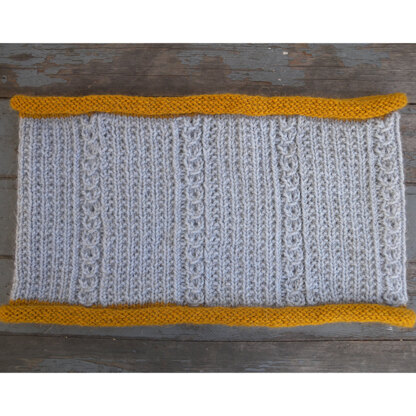 Nina Machlin Dayton Clark Street Hat & Cowl Set PDF