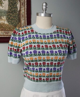 Happy Flowers Pullover