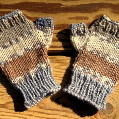 Tuckborough Mitts