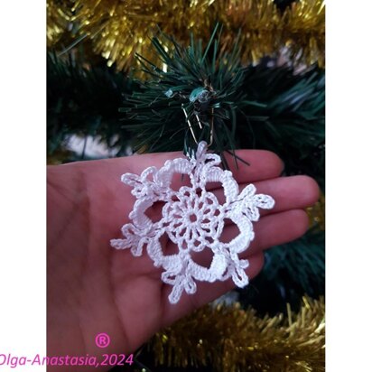 Crochet snowflake 95