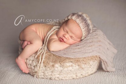 #66 Newborn roses bonnet