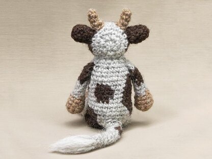 Crochet animal patterns designed by Sonja van der Wijk
