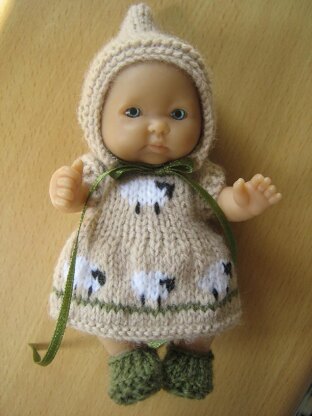 5" Berenguer Sheep Dress Pattern