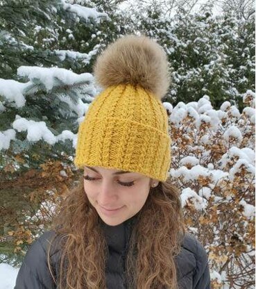 Sunshine Bay Cable Hat & Neck Warmer